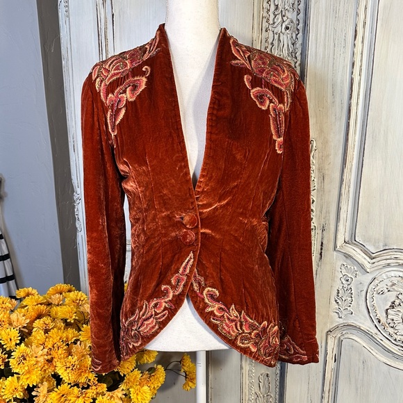 Joolay Rust Velvet Blazer with Embroidery Beaded and Sequins - Picture 1 of 13